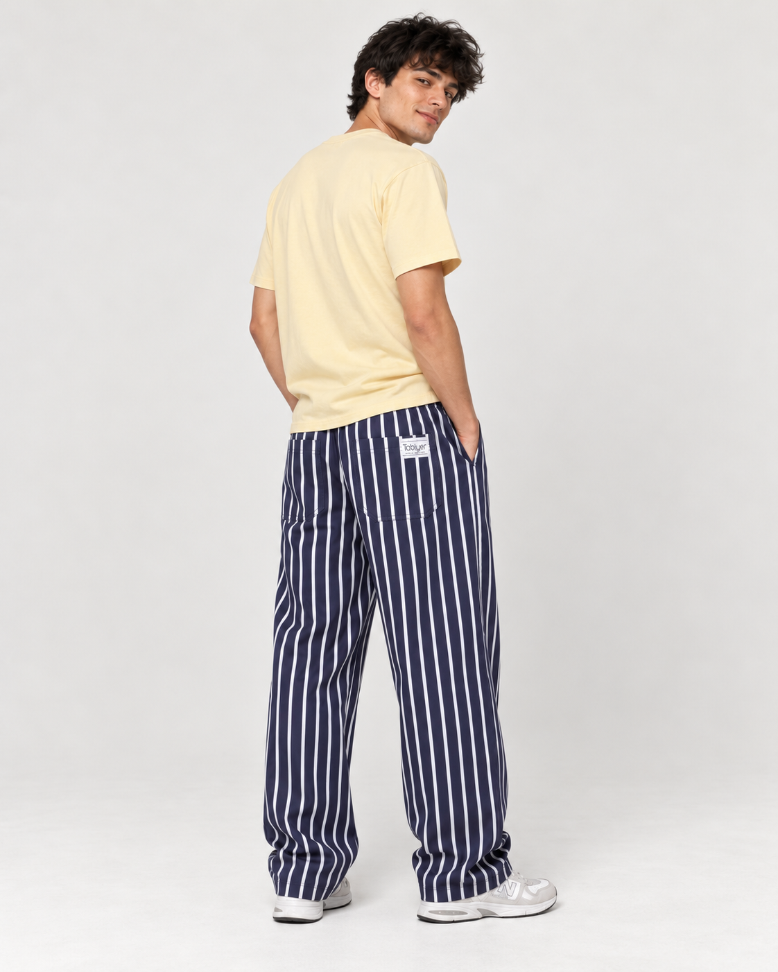 Riviera Stripe look completo vista trasera