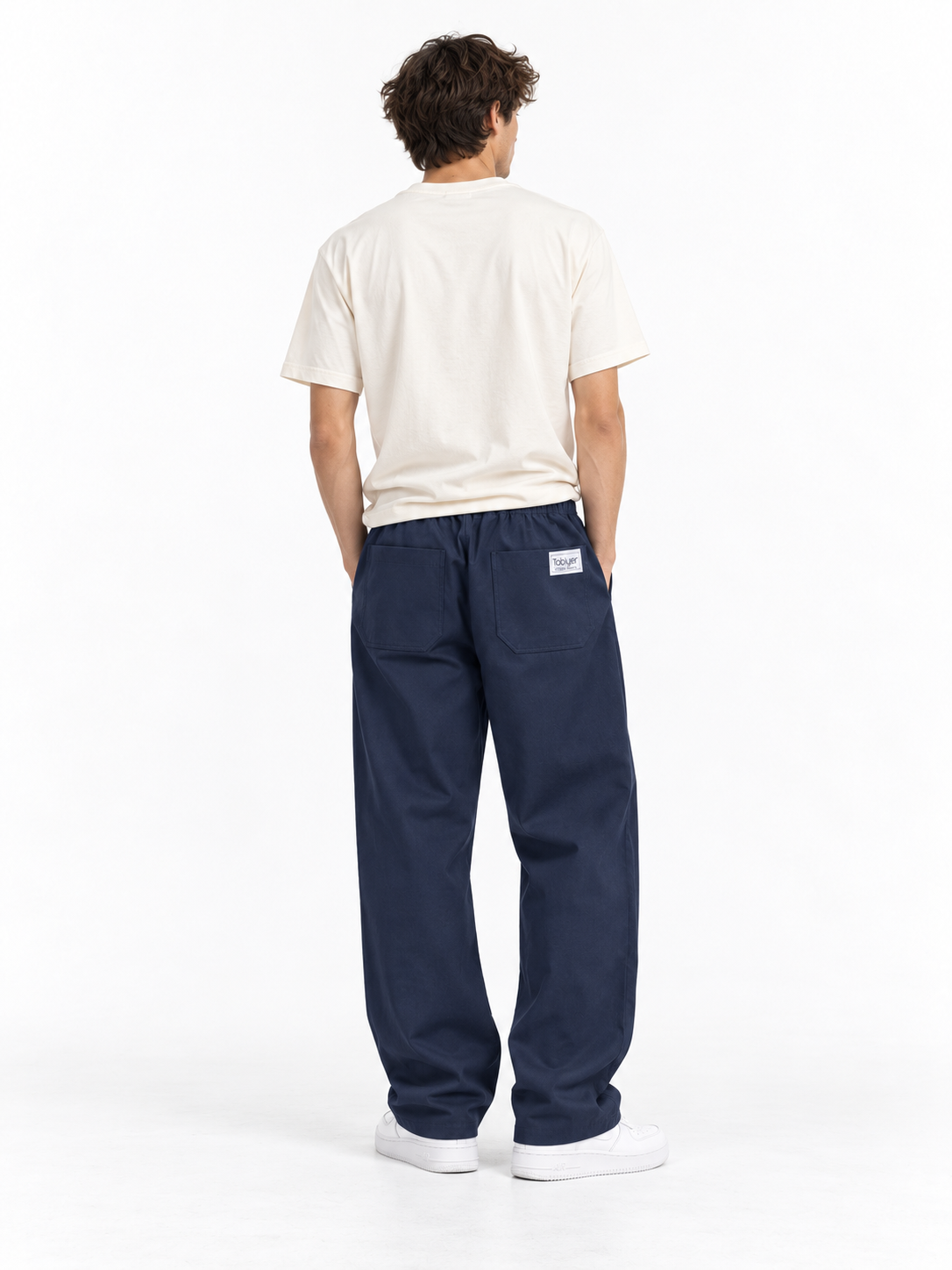 Pantalón Worker Blue look trasero con modelo