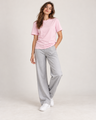 Camiseta Premium Pink 190 g/m² unisex en modelo